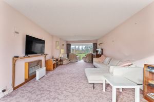 Dual Aspect Lounge- click for photo gallery